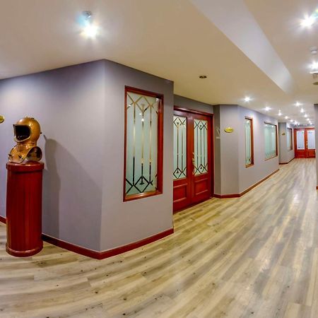 Nh Cali Royal Hotell Eksteriør bilde