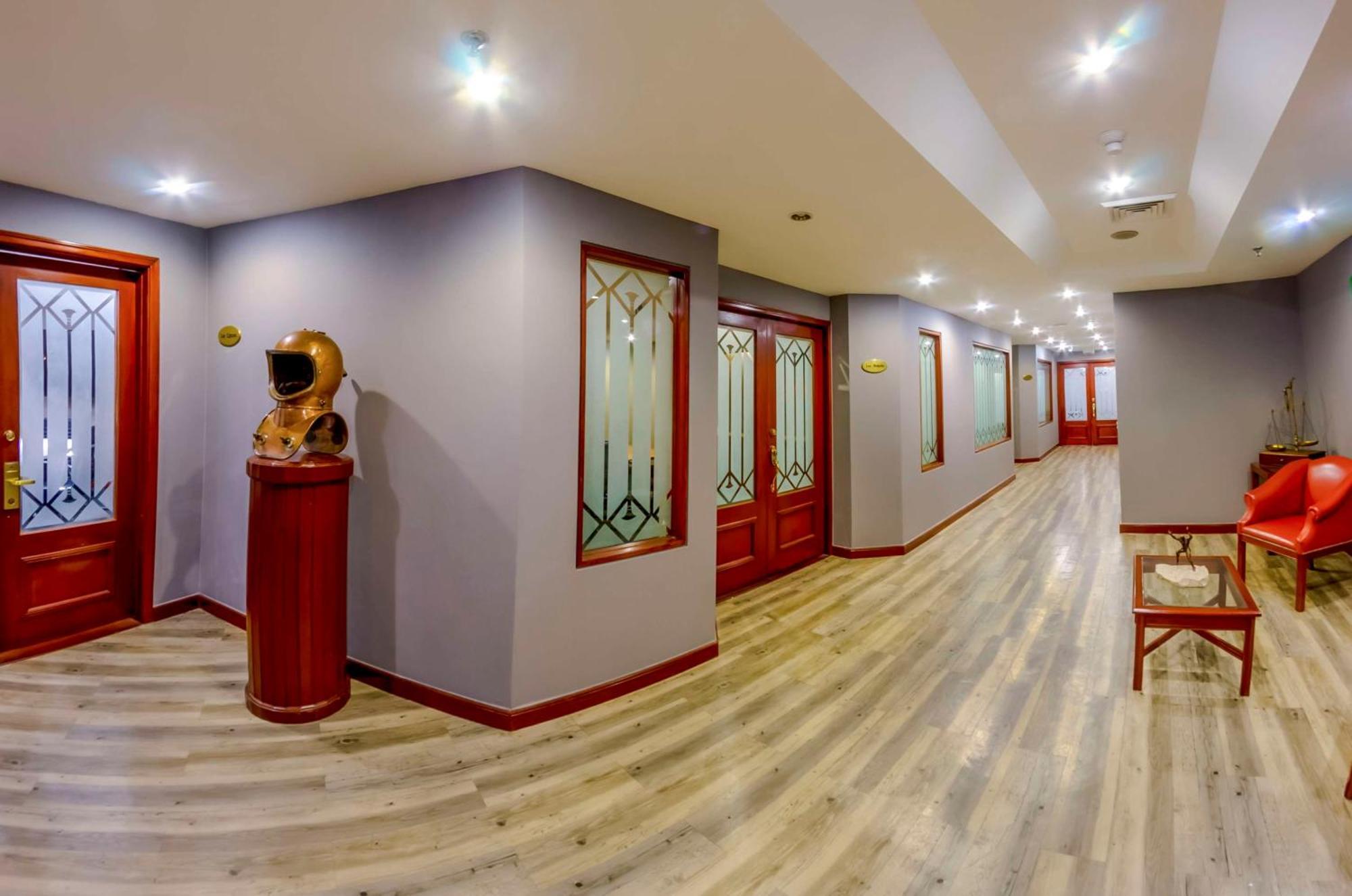 Nh Cali Royal Hotell Eksteriør bilde