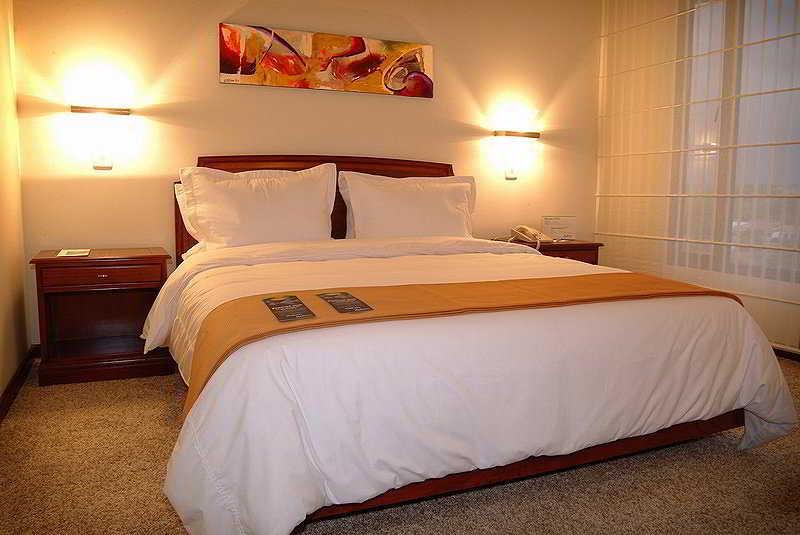 Nh Cali Royal Hotell Rom bilde
